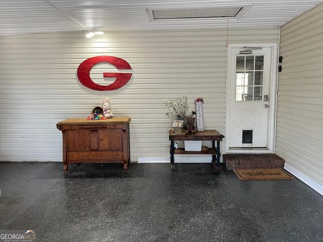 30 Round Lake Road, Griffin, GA 30224