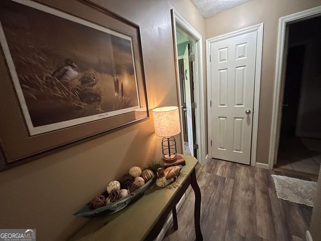 30 Round Lake Road, Griffin, GA 30224
