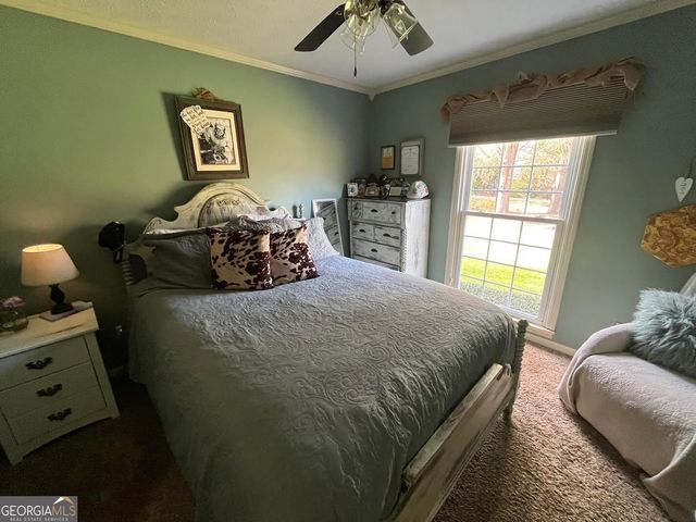 30 Round Lake Road, Griffin, GA 30224