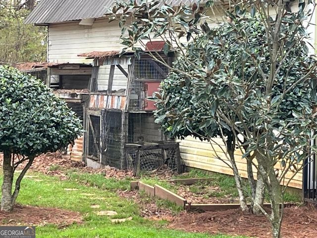 30 Round Lake Road, Griffin, GA 30224