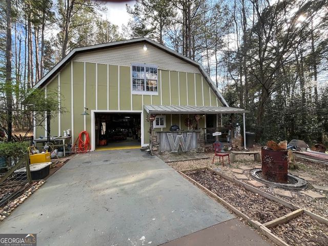 30 Round Lake Road, Griffin, GA 30224