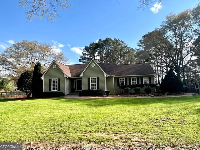 30 Round Lake Road, Griffin, GA 30224