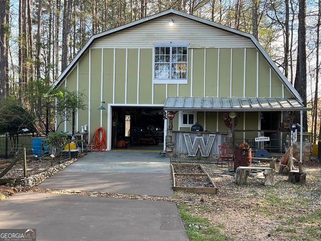 30 Round Lake Road, Griffin, GA 30224