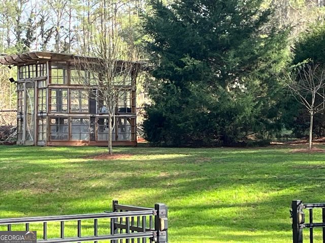 30 Round Lake Road, Griffin, GA 30224