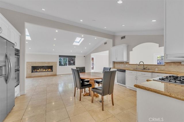 6201 Corbin, Tarzana, CA 91356
