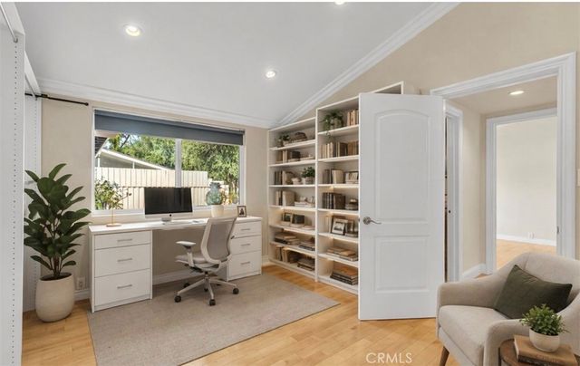 6201 Corbin, Tarzana, CA 91356