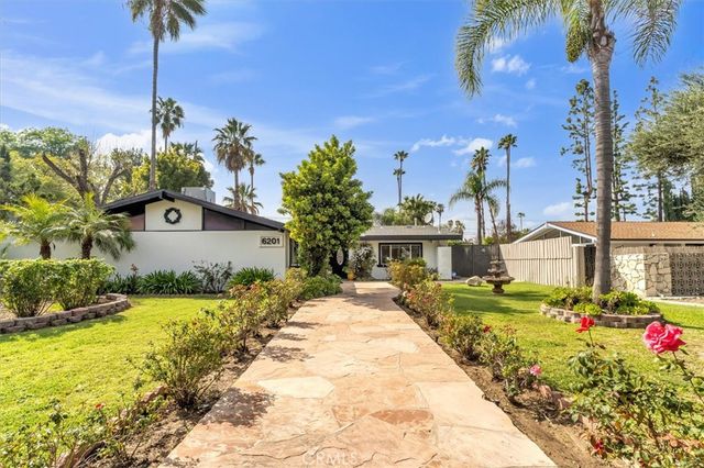 6201 Corbin, Tarzana, CA 91356