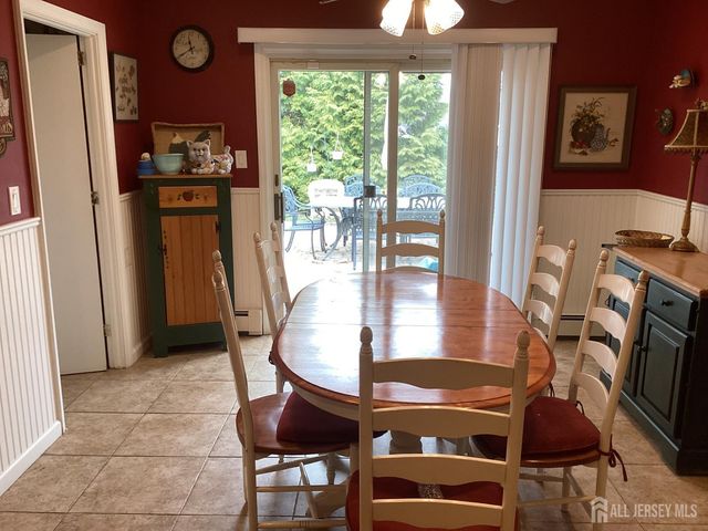 41 Faith Lane, Matawan, NJ 07747