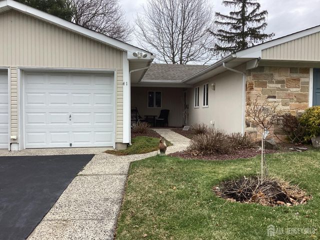 41 Faith Lane, Matawan, NJ 07747