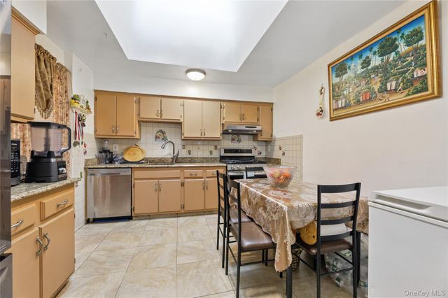 36 Singer Avenue, Spring Valley, NY 10977