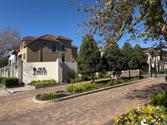 5515 Felice Drive, Houston, TX 77081