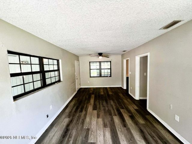 4650 IRVINGTON Avenue, Jacksonville, FL 32210