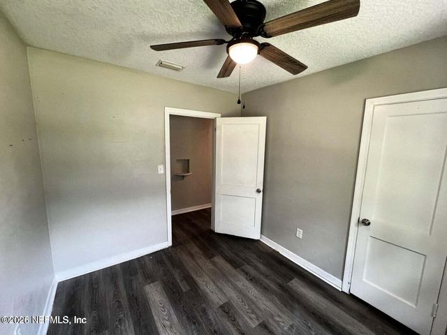 4650 IRVINGTON Avenue, Jacksonville, FL 32210