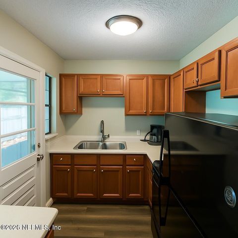 4650 IRVINGTON Avenue, Jacksonville, FL 32210