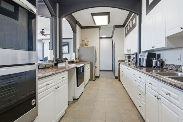 3575 LONE STAR Circle 504-505, Fort Worth, TX 76177