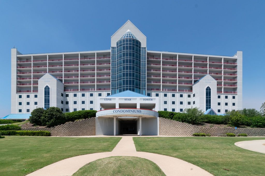 3575 LONE STAR Circle 504-505, Fort Worth, TX 76177