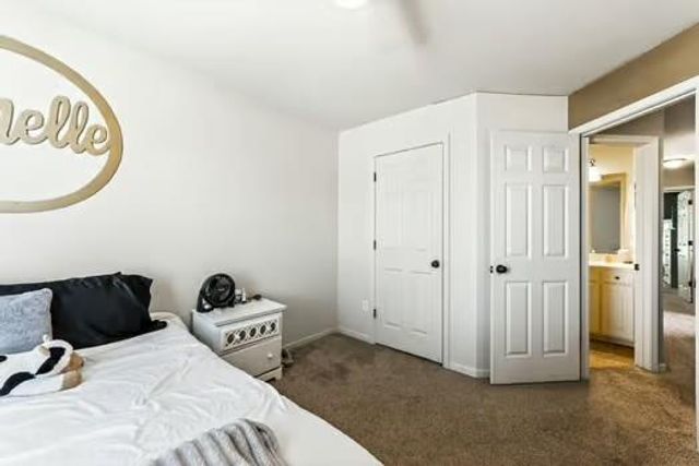 34076 W 90 Circle, De Soto, KS 66018