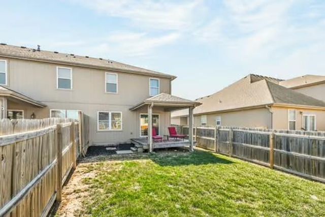 34076 W 90 Circle, De Soto, KS 66018