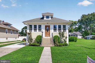 57 W GRADWELL AVE, Maple Shade, NJ 08052