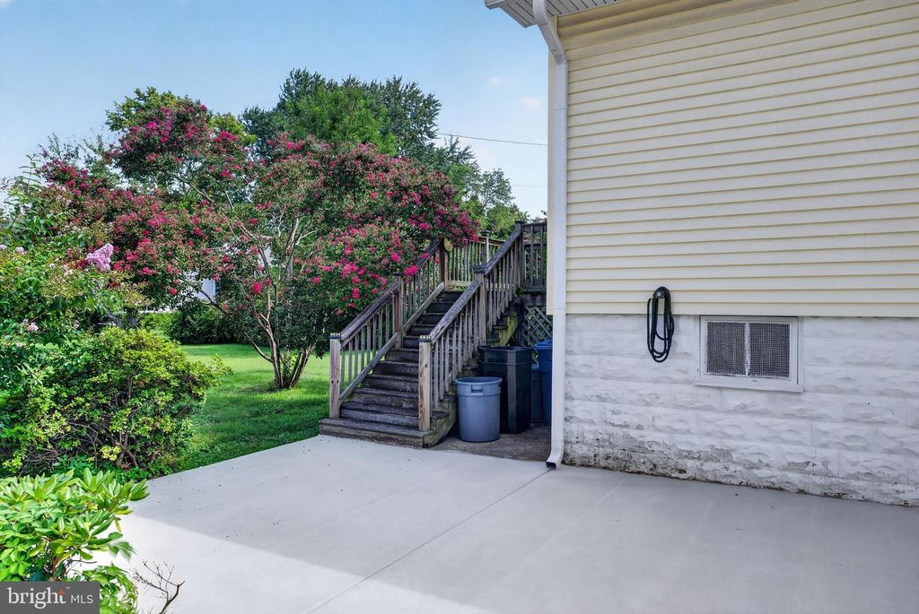 57 W GRADWELL AVE, MAPLE SHADE, NJ 08052 — photo 4