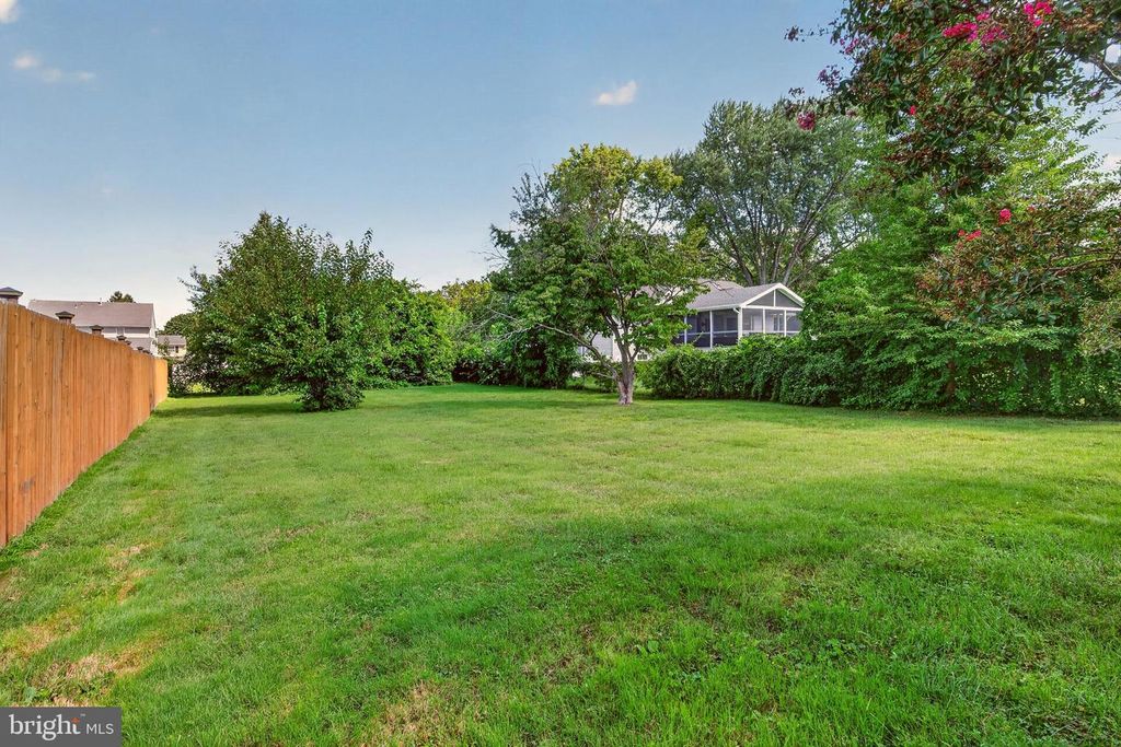 57 W GRADWELL AVE, MAPLE SHADE, NJ 08052 — photo 5