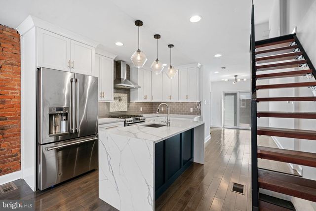 328 DALY ST, Philadelphia, PA 19148