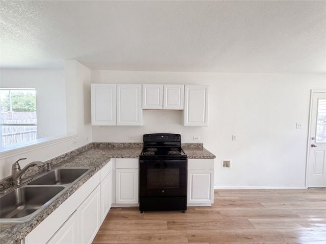 773 San Felipe Trail, Fort Worth, TX 76052