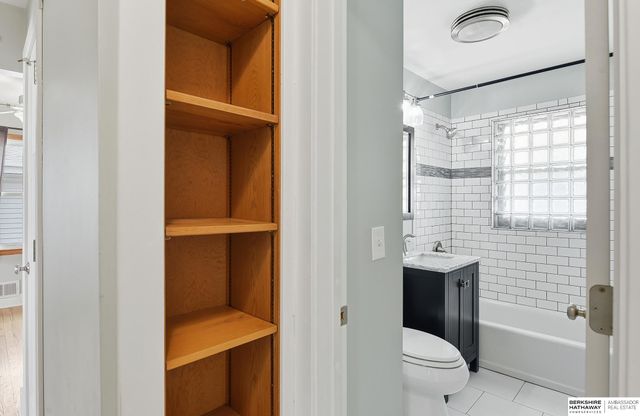 6783 Spencer Street, Omaha, NE 68104