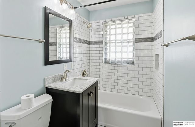 6783 Spencer Street, Omaha, NE 68104