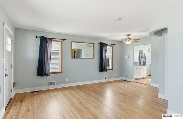 6783 Spencer Street, Omaha, NE 68104