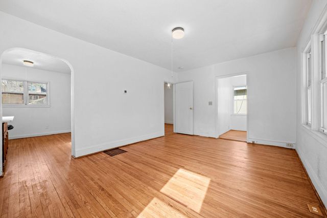 3736 18th Avenue S, Minneapolis, MN 55407