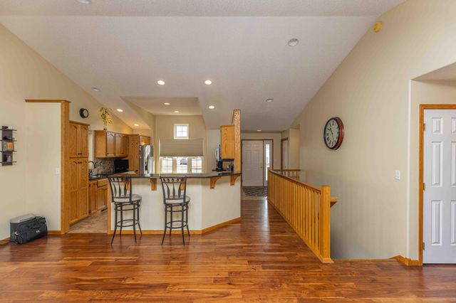 1903 33rd Street S, Moorhead, MN 56560