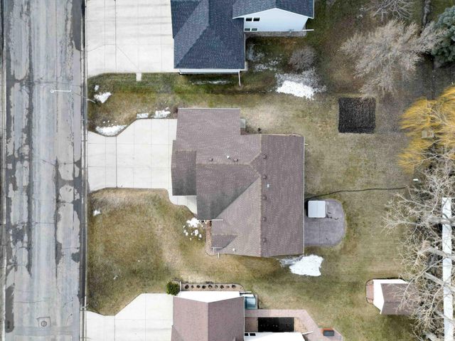 1903 33rd Street S, Moorhead, MN 56560