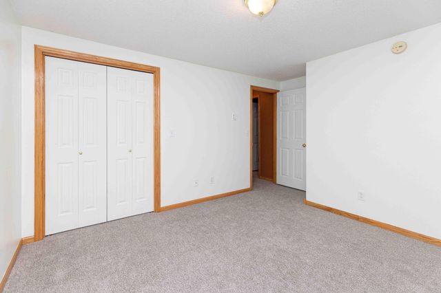 1903 33rd Street S, Moorhead, MN 56560