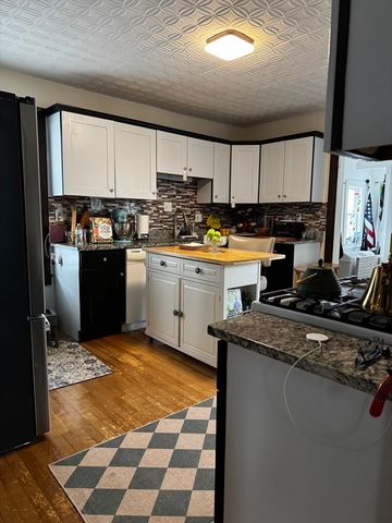 12 Bridge, Marlborough, MA 01752