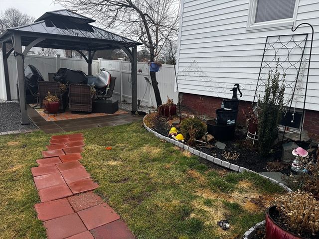 12 Bridge, Marlborough, MA 01752