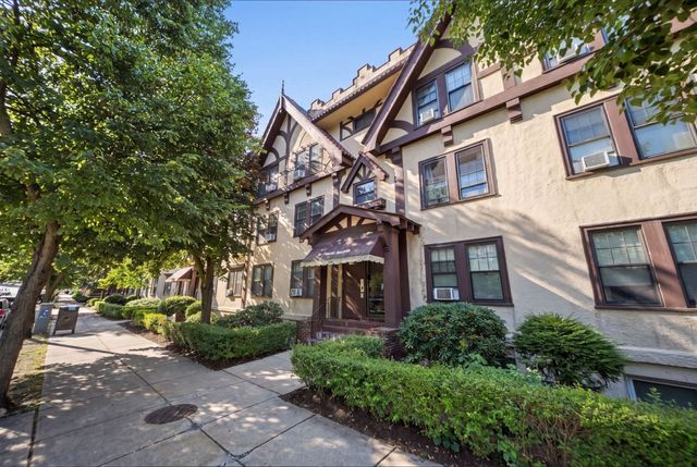 1722-1726 Commonwealth Ave. 1, Boston, MA 02135