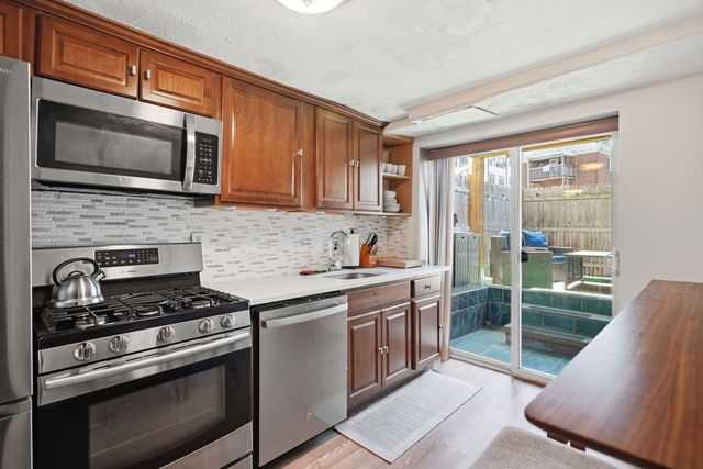 1722-1726 Commonwealth Ave. 1, Boston, MA 02135