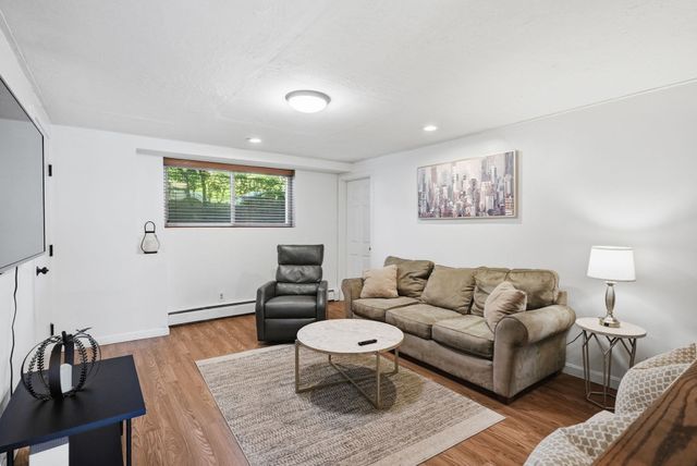 1722-1726 Commonwealth Ave. 1, Boston, MA 02135