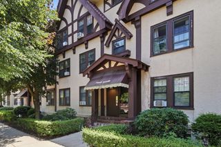 1722-1726 Commonwealth Ave. 1, Boston, MA 02135