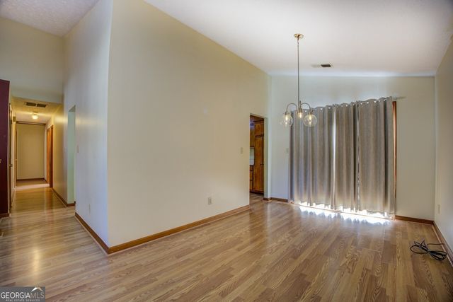 290 Lori Lane, Riverdale, GA 30296