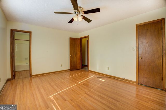 290 Lori Lane, Riverdale, GA 30296