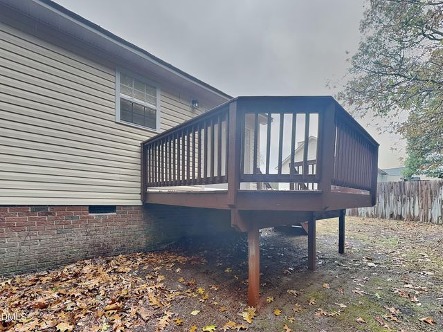 1017 Laurel Leaf Road, Zebulon, NC 27597