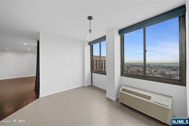 200 Winston Drive 3102, Cliffside Park, NJ 07010