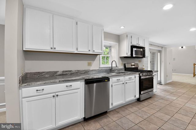 7704 KITTEREDGE DR, District Heights, MD 20747