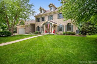 39W683 Carl Sandburg Road, St. Charles, IL 60175