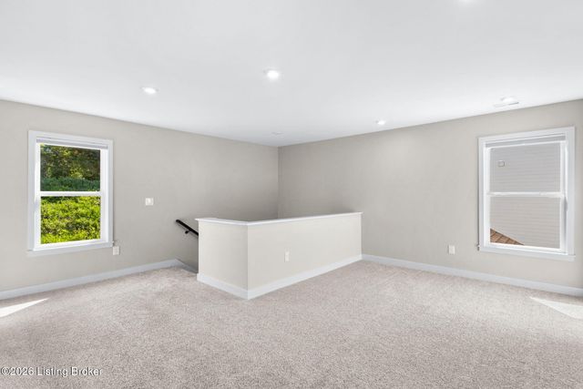 2114 Quail Ridge Dr, La Grange, KY 40031