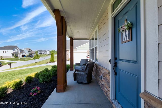 2114 Quail Ridge Dr, La Grange, KY 40031