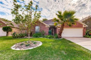 4926 Linden Place, Pearland, TX 77584