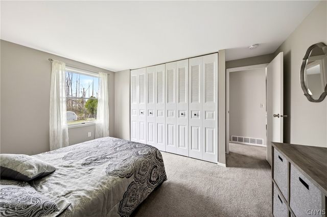 8491 Torchwood Lane, Cicero, NY 13039